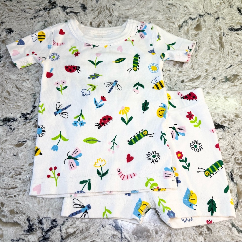 Hanna Andersson Floral Bug Pajama Set